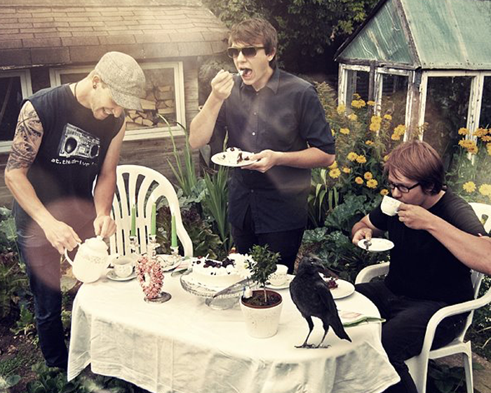 Clap Your Hands Twice